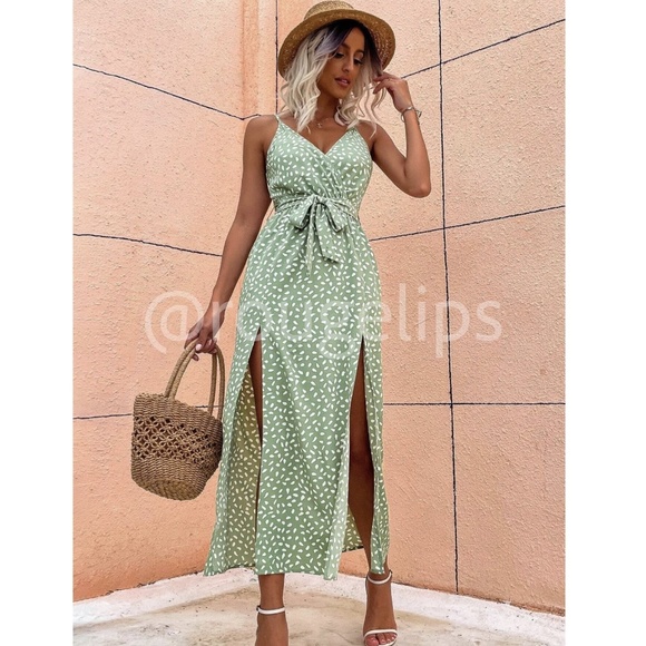 Green Spotted Print Long Dress V-Neck Tie Belt Cami - Picture 5 of 11